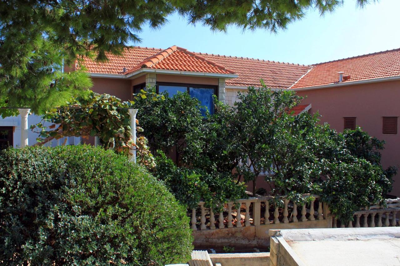 Apartments With A Parking Space Zavalatica, Korcula - 4453 エクステリア 写真