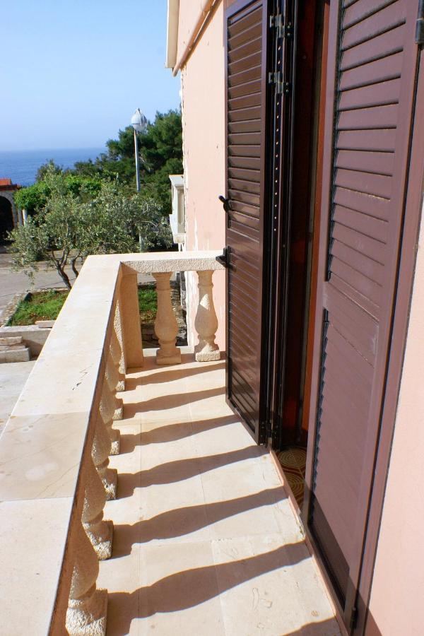 Apartments With A Parking Space Zavalatica, Korcula - 4453 エクステリア 写真